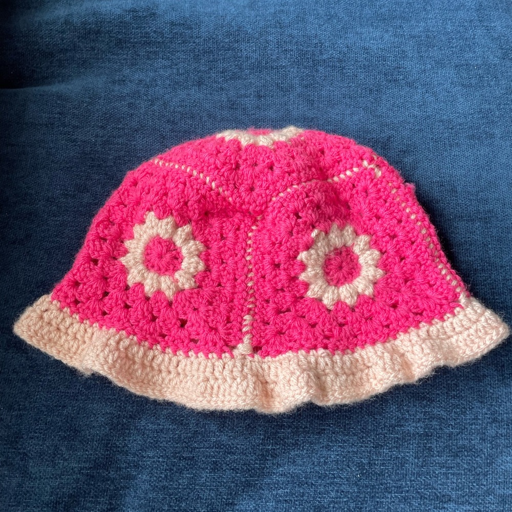 Crochet Bucket Hat Handmade Never Used pink